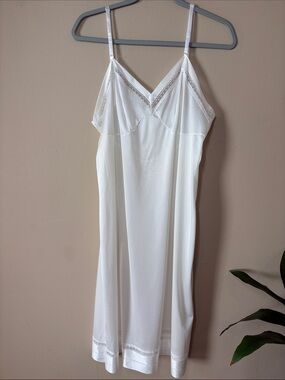 Lorraine Classic Ivory Lace-Trim Slip Dress - Women's Intimates